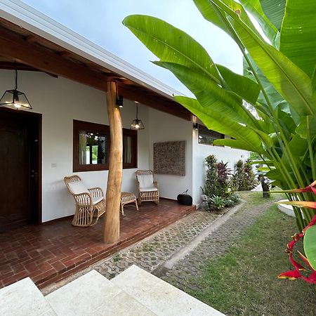La Kreyiol Bed & Breakfast Uluwatu Eksteriør bilde