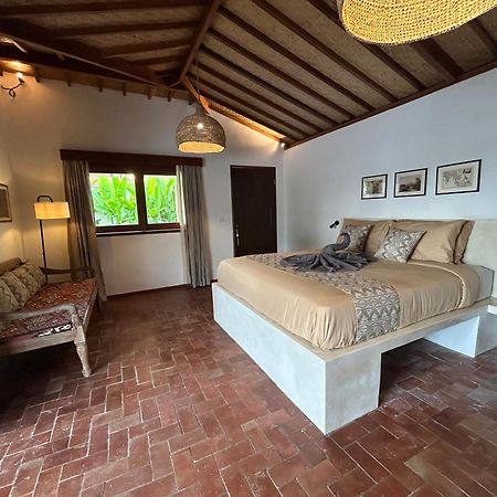 La Kreyiol Bed & Breakfast Uluwatu Eksteriør bilde