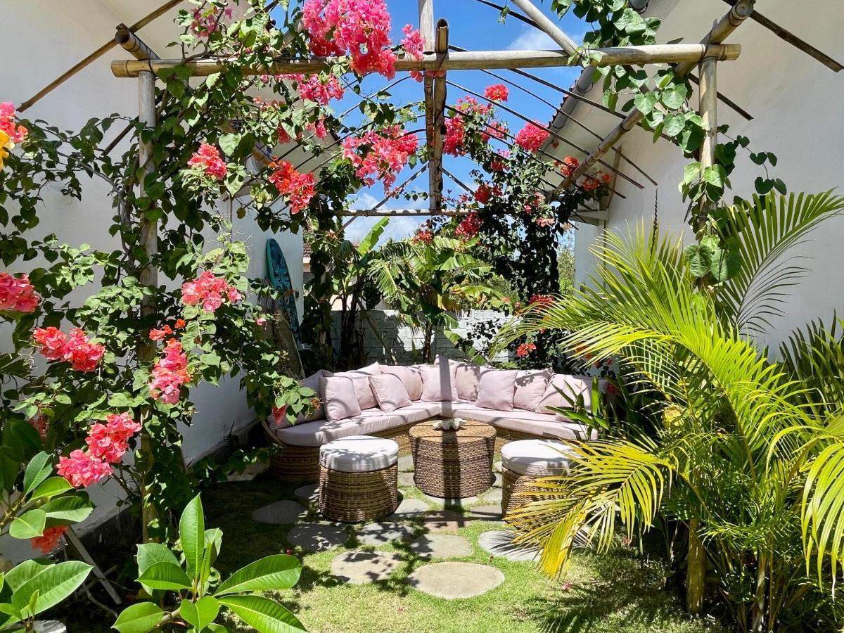 La Kreyiol Bed & Breakfast Uluwatu Eksteriør bilde