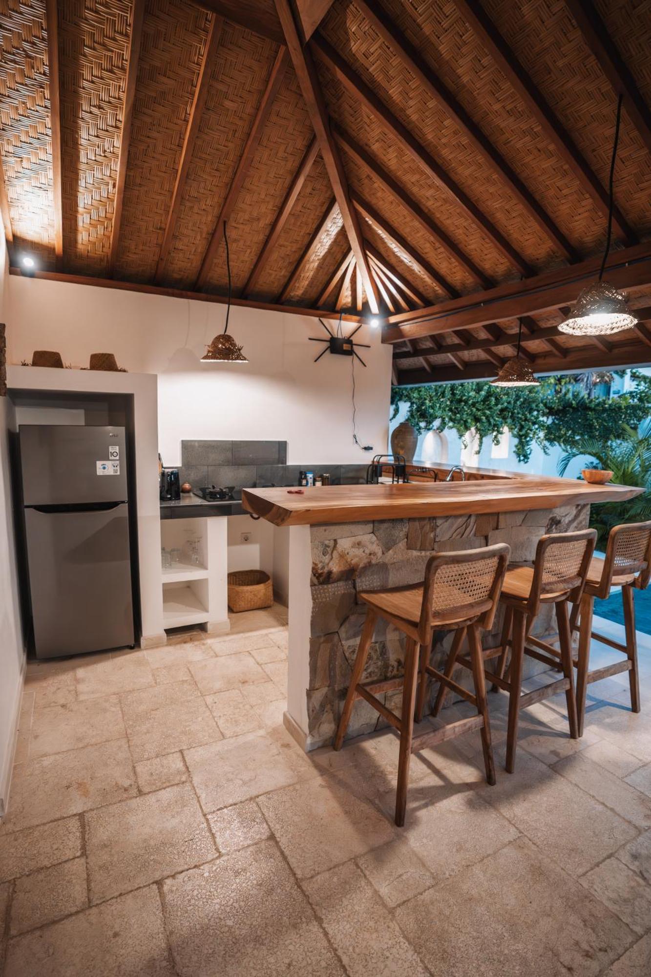 La Kreyiol Bed & Breakfast Uluwatu Eksteriør bilde