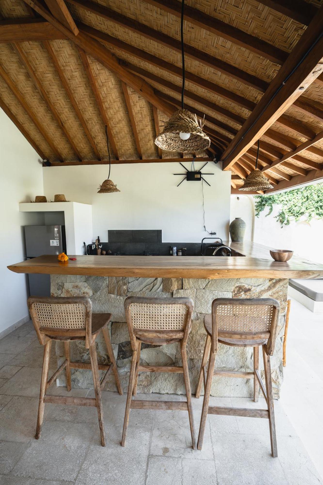 La Kreyiol Bed & Breakfast Uluwatu Eksteriør bilde