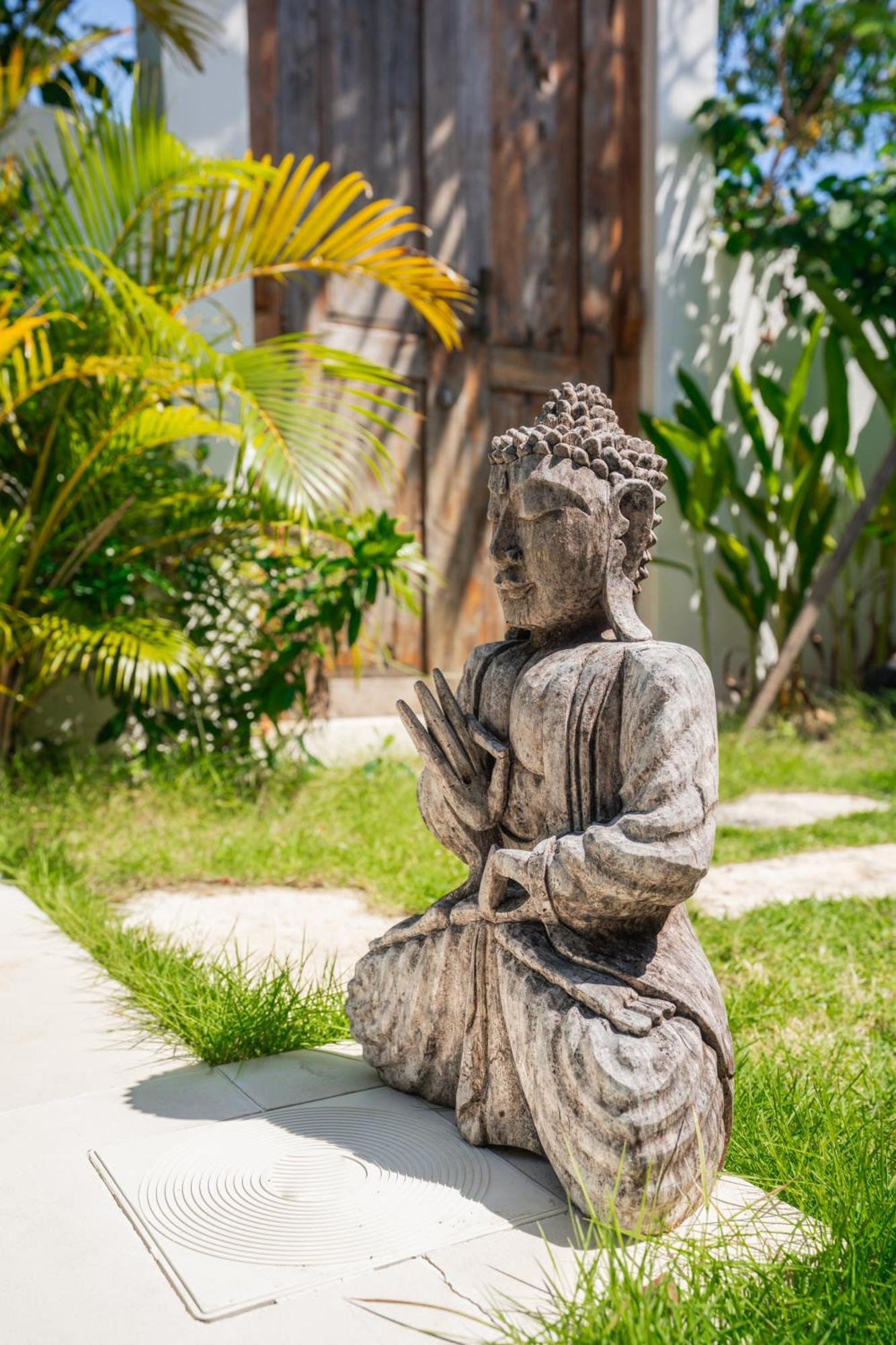 La Kreyiol Bed & Breakfast Uluwatu Eksteriør bilde